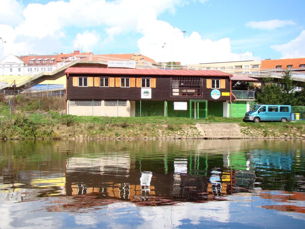 Klub Vodaku Karlsbad Buitenkant foto